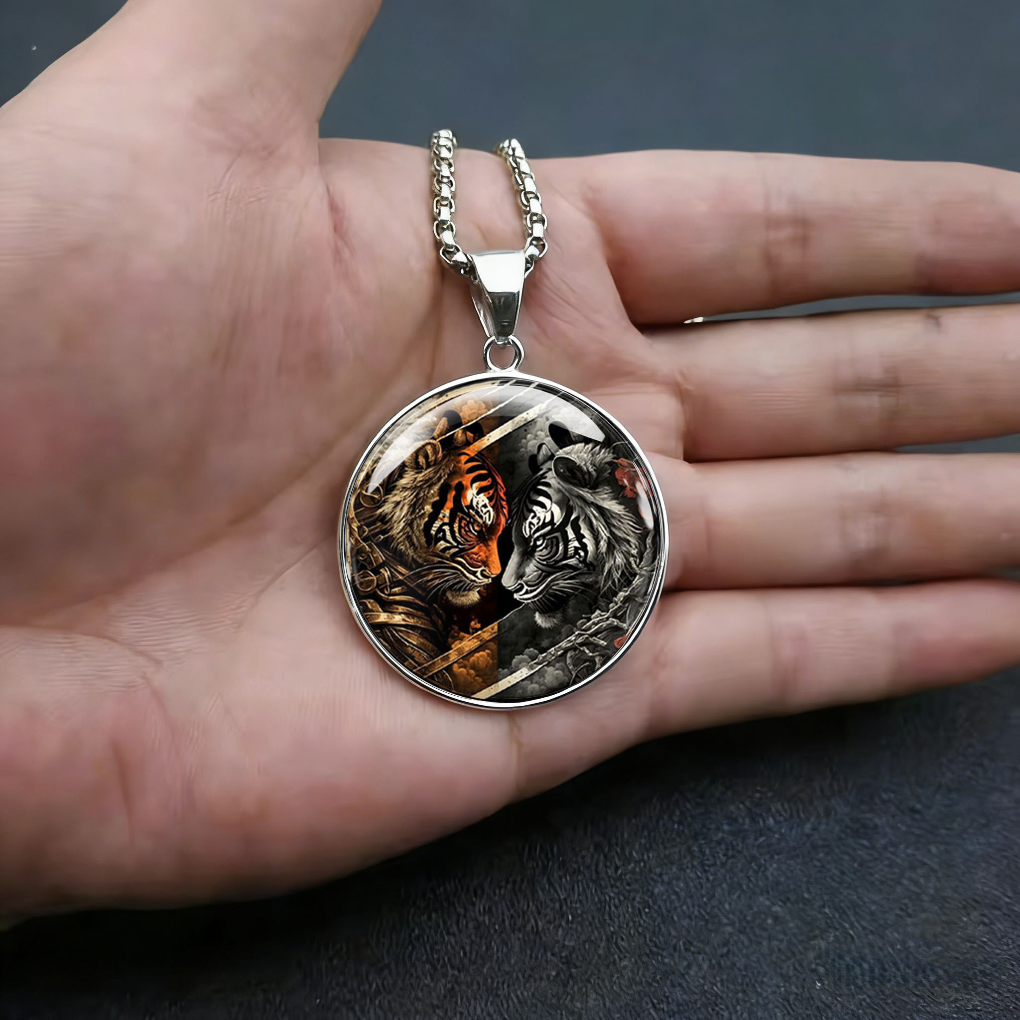 Men's Vintage Tiger Pattern Stainless Steel Necklace